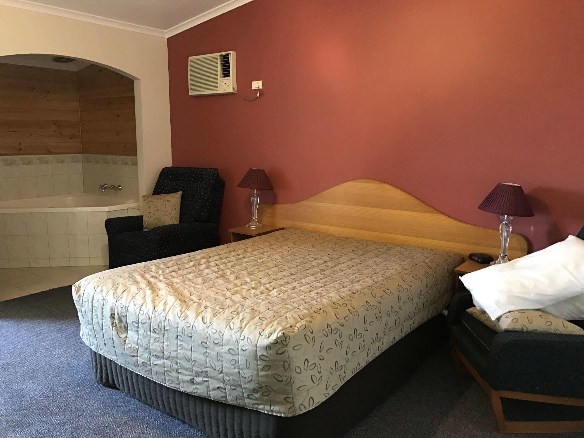 Coal Creek Motel Korumburra Extérieur photo